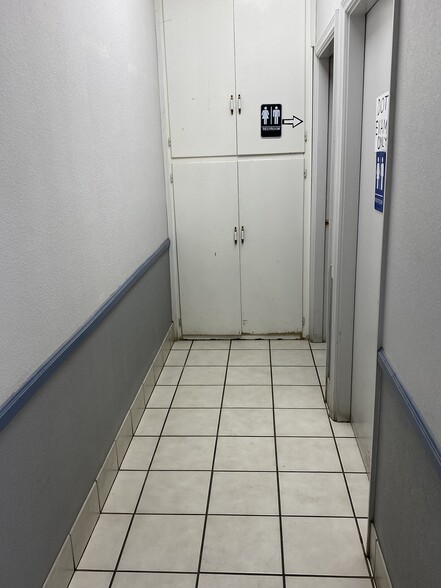 More Photos Of 2401 Portico Blvd, Calexico Warehouse For Lease