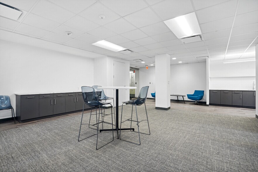 More Photos Of 700 N Fairfax St, Alexandria Office For Lease