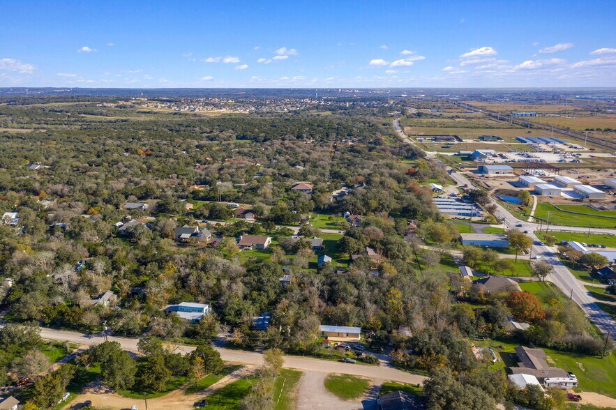 More Photos Of 145 Quail Run, San Marcos Self Storage For Sale