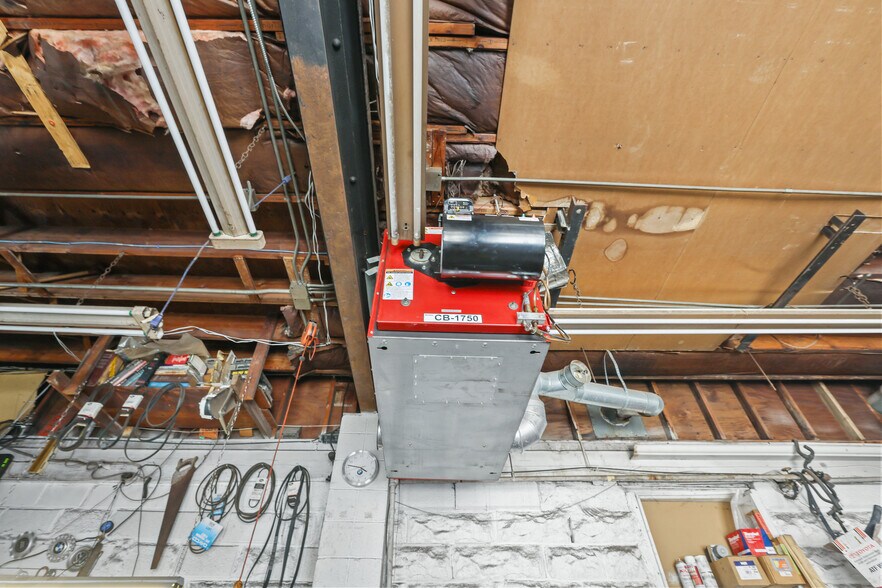 More Photos Of 19 Benefit St, Pawtucket Industrial For Sale