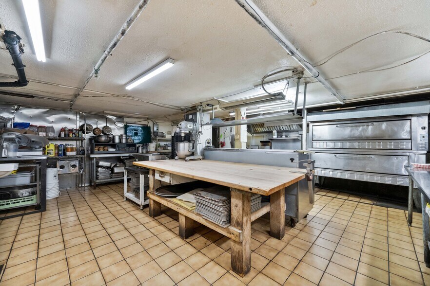 More Photos Of 287 N Elm St, Westfield Restaurant For Sale