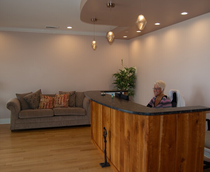 More Photos Of 312 Carolina Beach Ave N, Carolina Beach Office For Sale