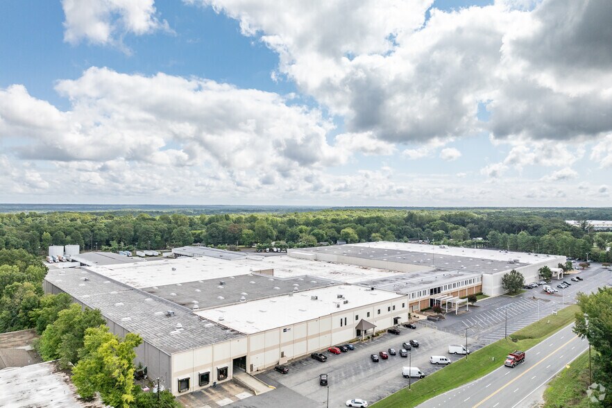 More Photos Of 14140 N Washington Hwy, Ashland Distribution For Lease