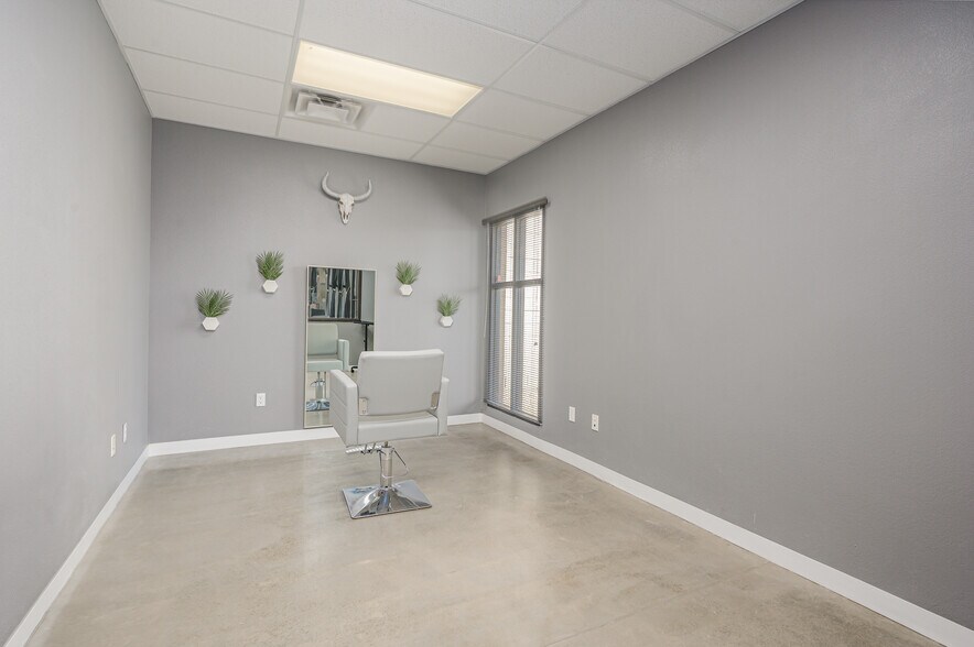 More Photos Of 1491 Palma Rd, Bullhead City Medical For Sale