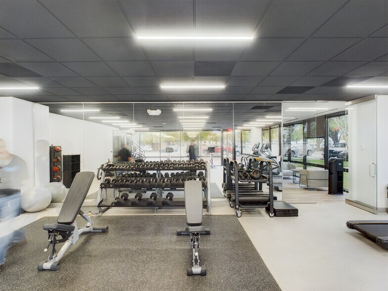 More Photos Of 2401 E Randol Mill Rd, Arlington Office For Lease