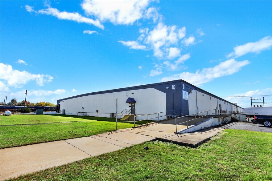 More Photos Of 5118 Innovation Way, Chambersburg Warehouse For Lease