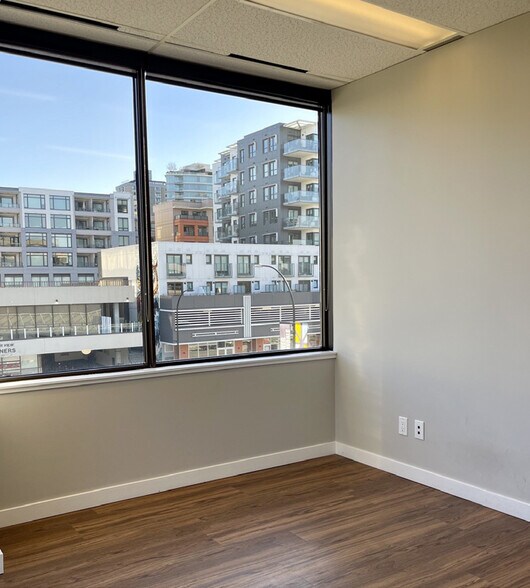More Photos Of 221 W Esplanade, North Vancouver Office For Lease