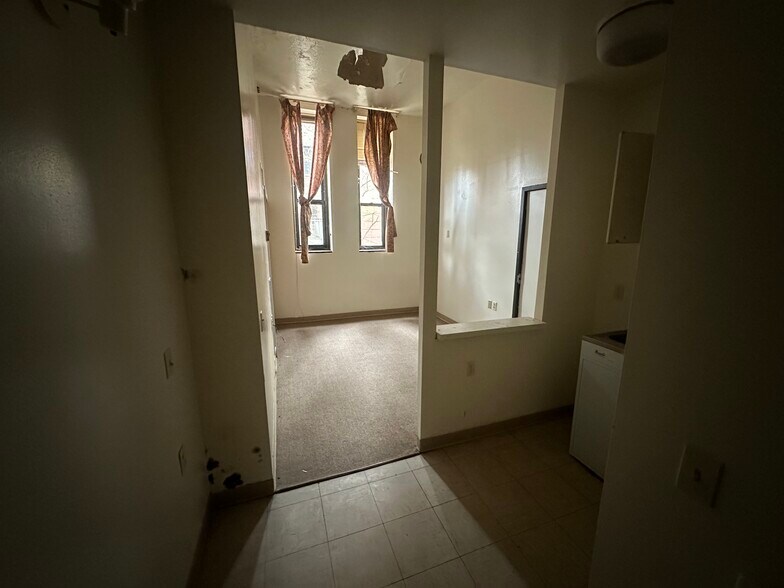 More Photos Of 215 Lelia St, Pittsburgh Apartments For Sale