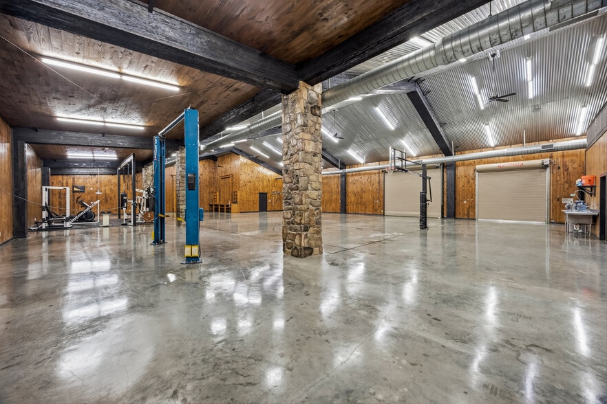 More Photos Of 1276 County Road 3318, Greenville Lodge Meeting Hall For Sale