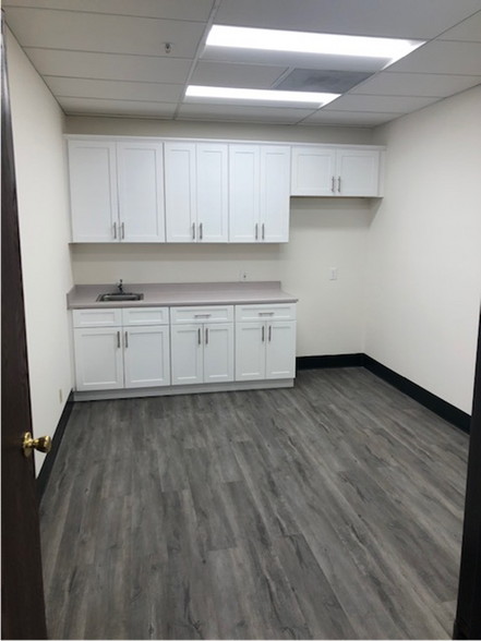 More Photos Of 340 E 2nd St, Los Angeles Office For Lease