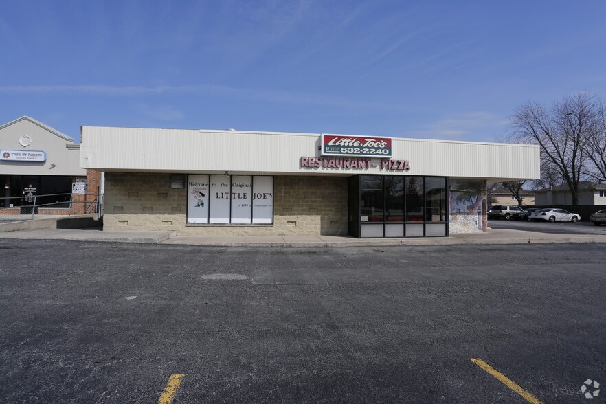 More Photos Of 7950-7976 W 167th St, Tinley Park Storefront Retail Office For Lease
