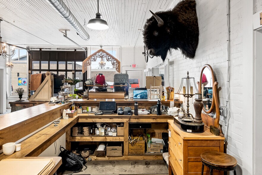 More Photos Of 219 Jefferson St, Waupaca Storefront Retail Office For Sale