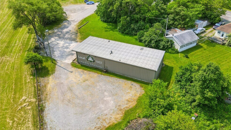 More Photos Of 1007 N Center St, Lima Light Distribution For Sale