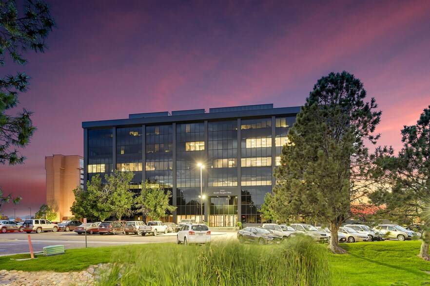 More Photos Of 3151 S Vaughn Way, Aurora Office For Lease