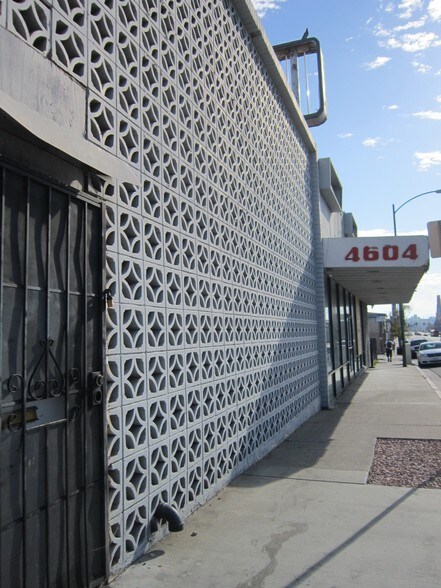 More Photos Of 4604 E University Ave, San Diego Freestanding For Lease