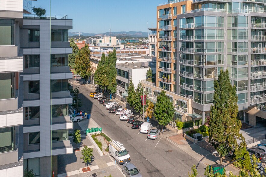 More Photos Of 722 Cormorant St, Victoria Office For Lease