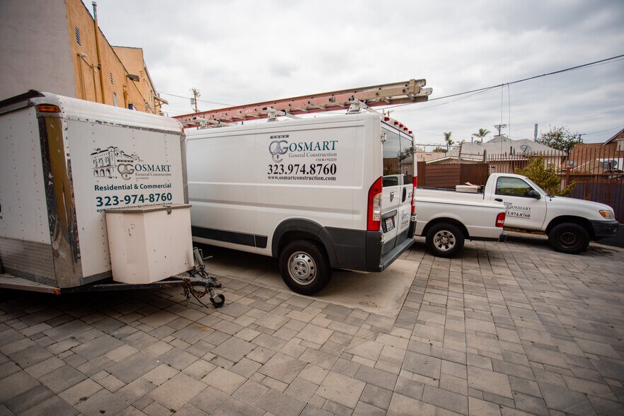 More Photos Of 2909 E 1st St, Los Angeles Office For Sale