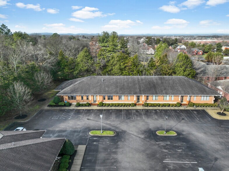 More Photos Of 522 Brandies Cir, Murfreesboro Office For Lease