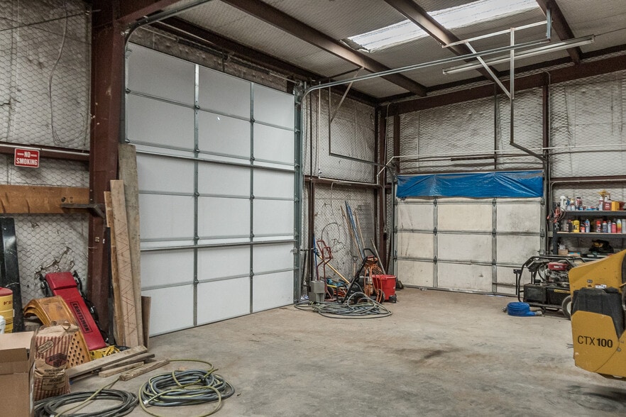 More Photos Of 6636 Canyon Dr, Amarillo Warehouse For Sale