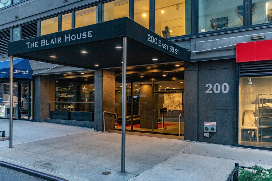 More Photos Of 969 Third Ave, New York Apartments For Lease