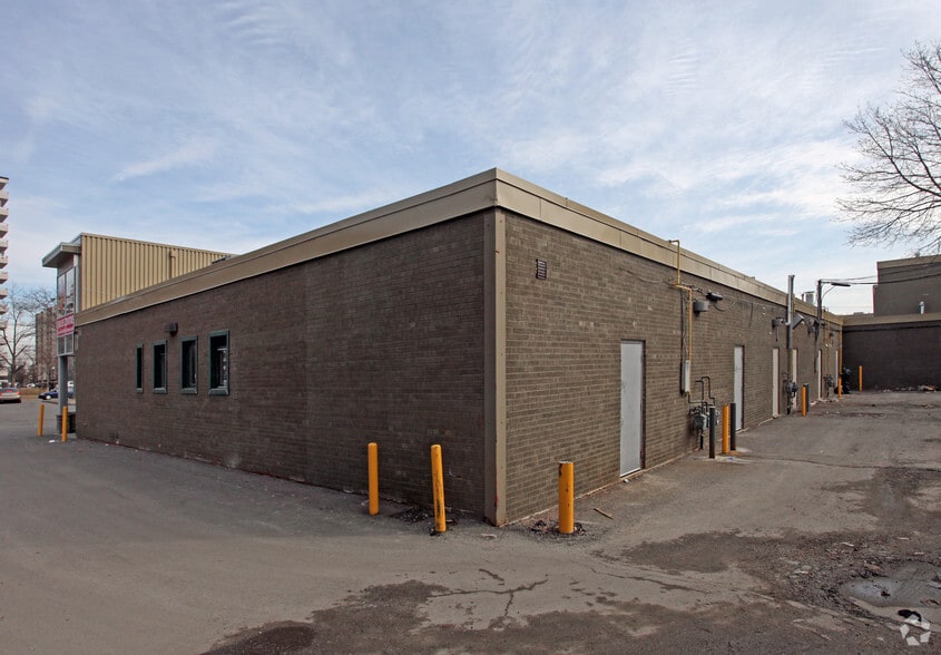 More Photos Of 3571-3609 Sheppard Av E, Toronto General Retail For Lease