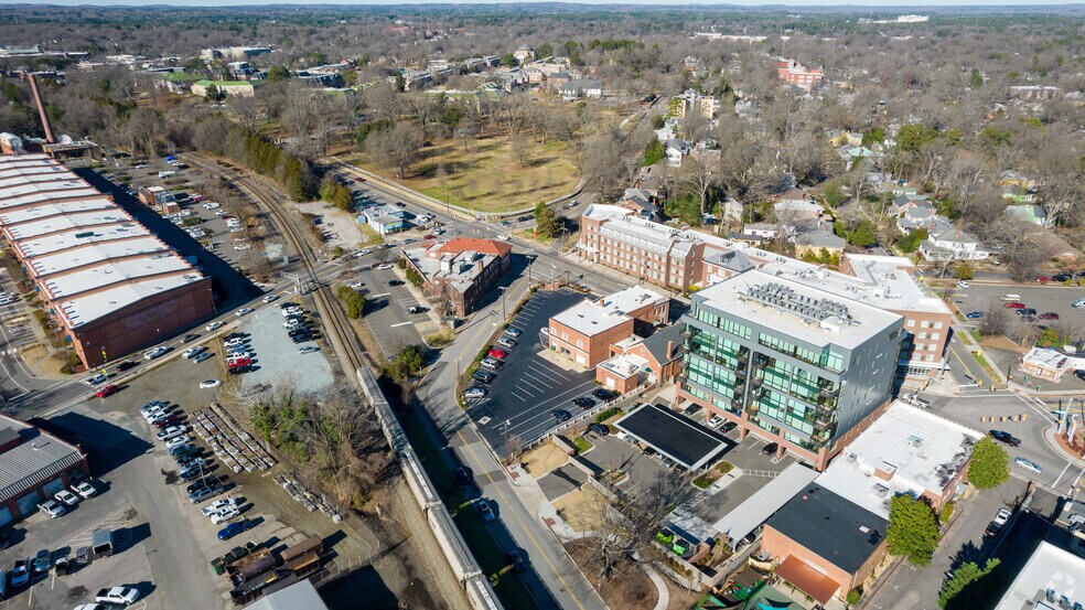 More Photos Of 1105 W Main St, Durham Apartments For Lease
