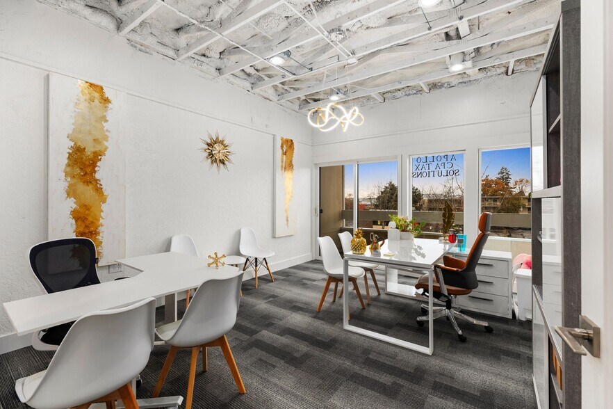 More Photos Of 22030 7th Ave S, Des Moines Medical For Sale