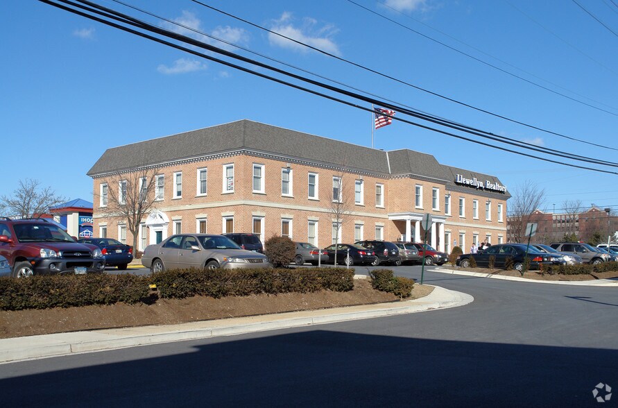 More Photos Of 795 Rockville Pike, Rockville Office For Lease