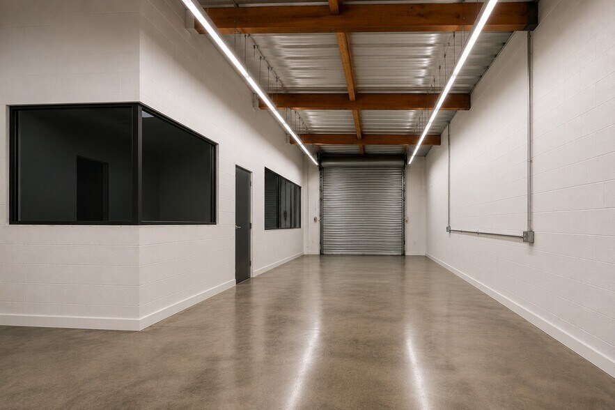 More Photos Of 127 Arena St, El Segundo Flex For Lease
