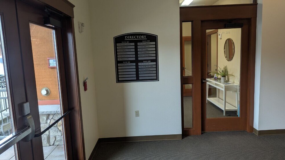 More Photos Of 2024 Caton Way SW, Olympia Medical For Lease