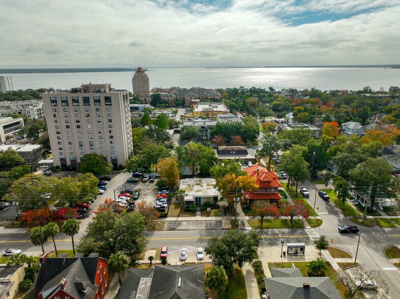 More Photos Of 2054 Park St, Jacksonville Medical For Lease