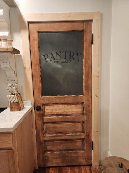 More Photos Of 1517-1525 Front St, Richlands Storefront Retail Residential For Sale