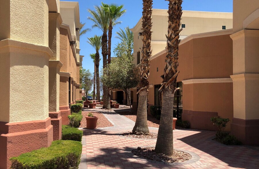 More Photos Of 4785 S Durango Dr, Las Vegas Office For Lease
