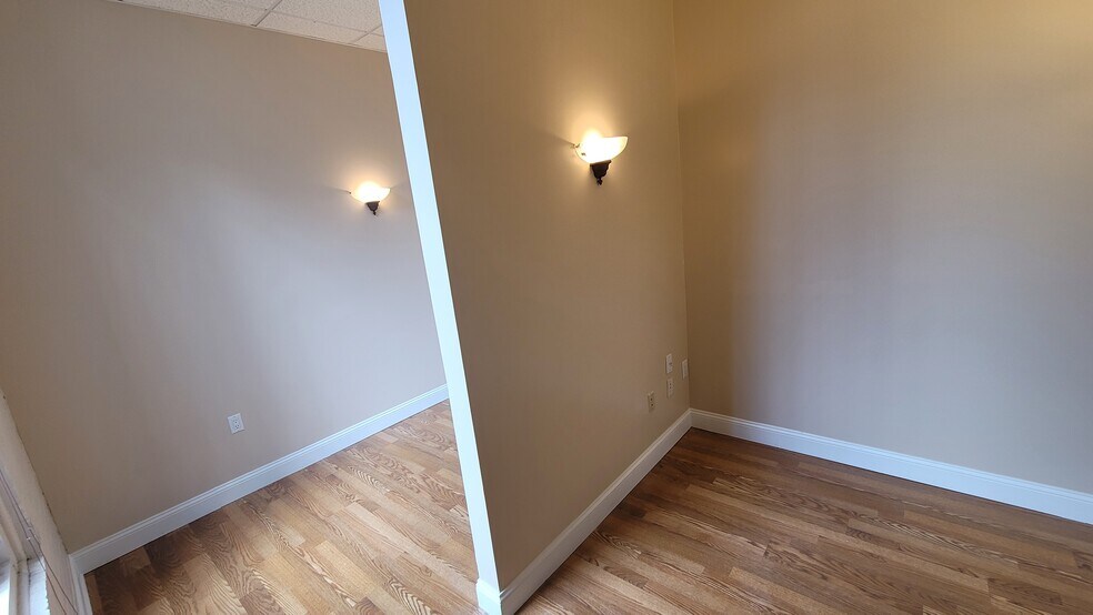 More Photos Of 316 F St NE, Washington Office For Lease