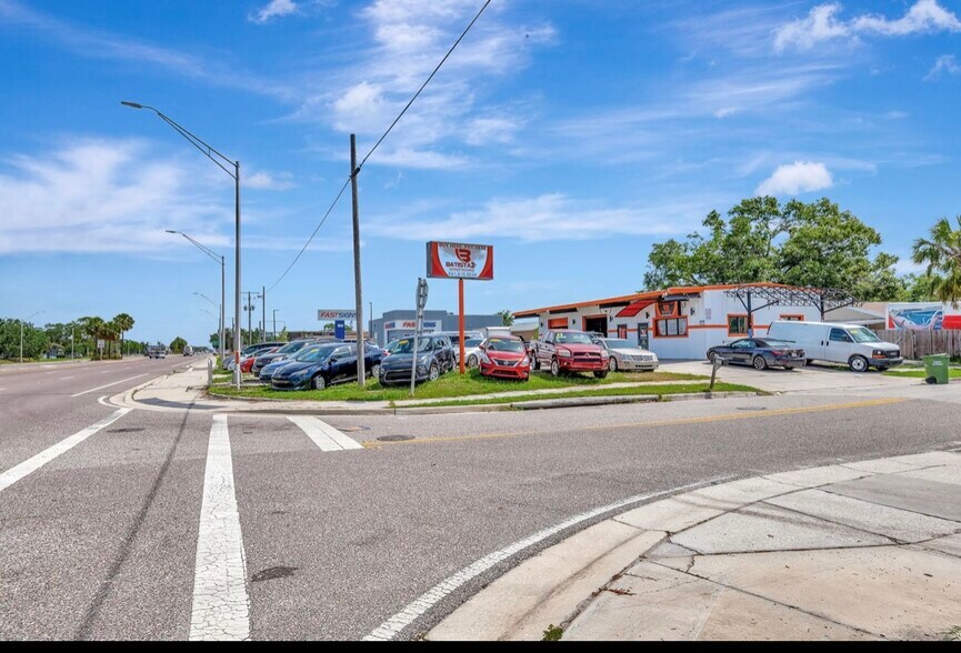 More Photos Of 3000 N Washington Blvd, Sarasota Auto Dealership For Sale