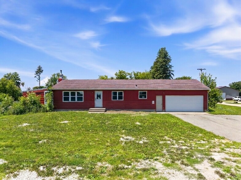 More Photos Of 2225 US-63 Hwy, Stewartville Warehouse For Sale