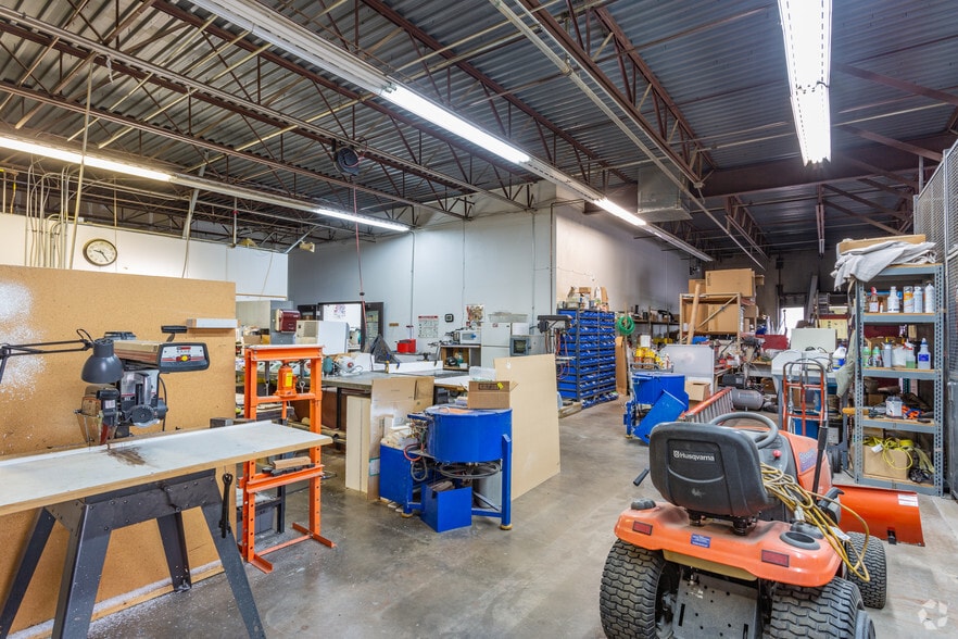 More Photos Of 2225-2255 Executive Cir, Colorado Springs Research And Development For Lease
