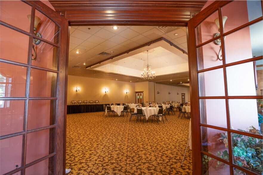 More Photos Of 142-146 E Main St, Ilion Lodge Meeting Hall For Sale