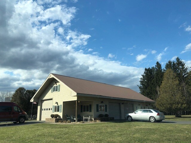 More Photos Of 9809 River Rd, Marcy Service For Sale