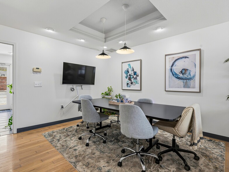 More Photos Of 2 Herman Avenue Ext, Asheville Office For Sale