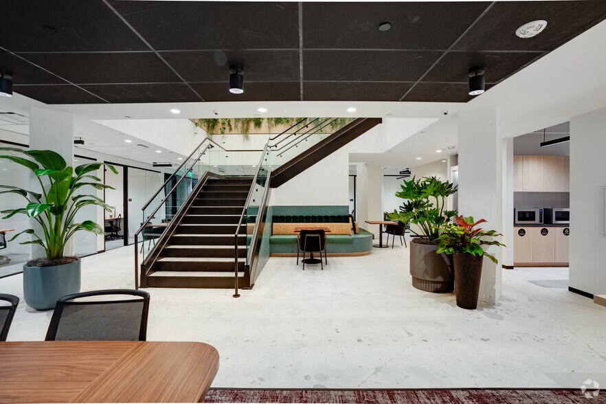 More Photos Of 3390 Mary St, Coconut Grove Coworking Space