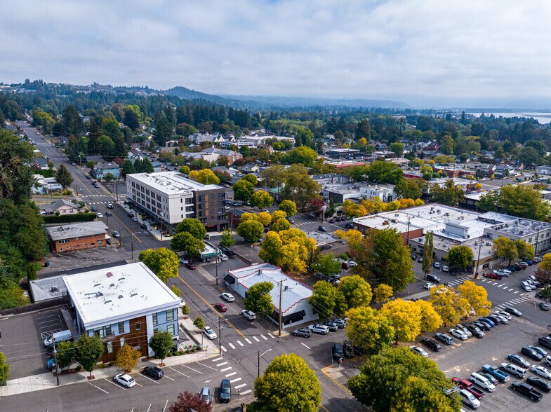 More Photos Of 302 NE 6th Ave, Camas Freestanding For Lease