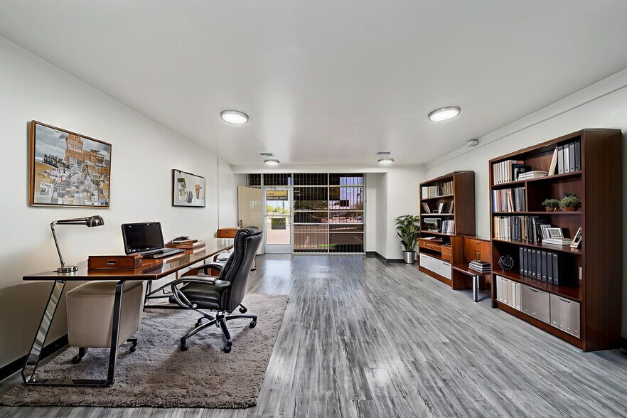 Primary Photo Of 2000-2008 E Broadway Blvd, Tucson Office Residential For Lease