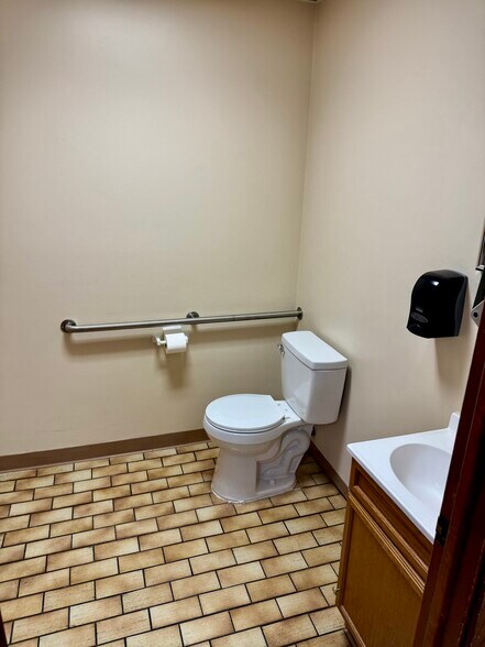 More Photos Of 13801 Bruce B Downs Blvd, Tampa Medical For Lease