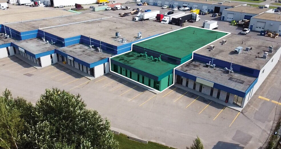 More Photos Of 4704-4722 76th Av NW, Edmonton Manufacturing For Lease
