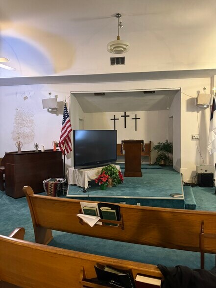 More Photos Of 595 S Logan St, Denver Specialty For Sale