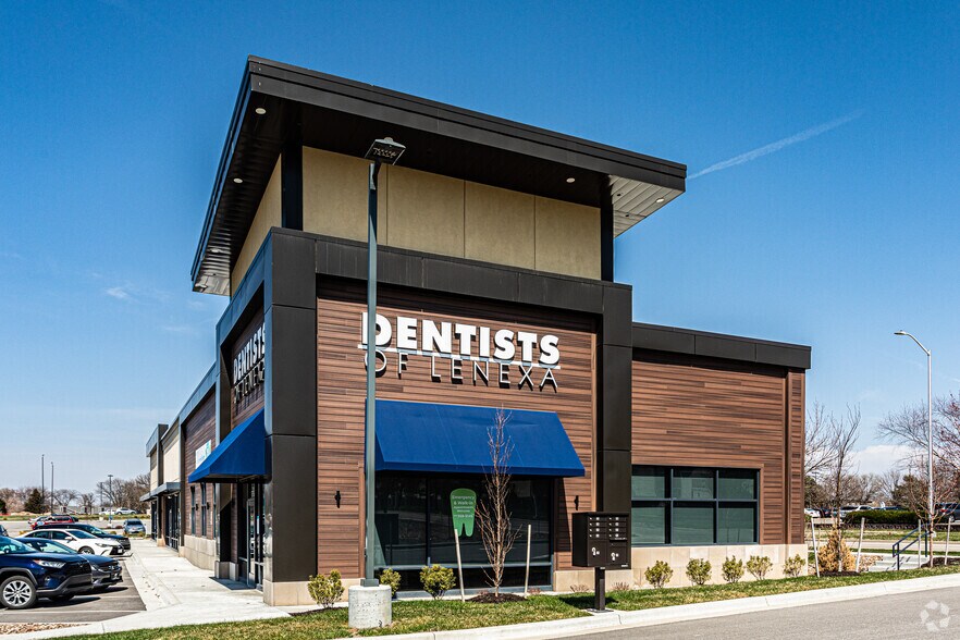 More Photos Of 87th St & Loriet St, Lenexa General Retail For Lease