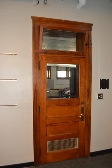 More Photos Of 500 N 4th Ave, Wausau Specialty For Sale