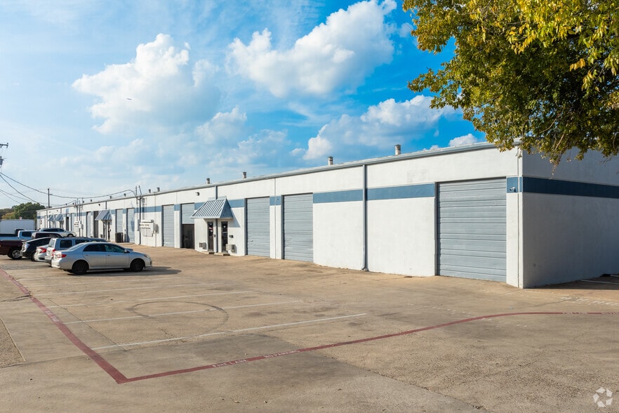 More Photos Of 350 S Belt Line Rd, Irving Unknown For Lease