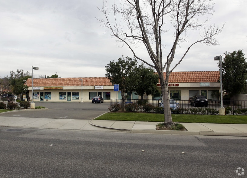 More Photos Of 2488 Tapo St, Simi Valley Unknown For Lease